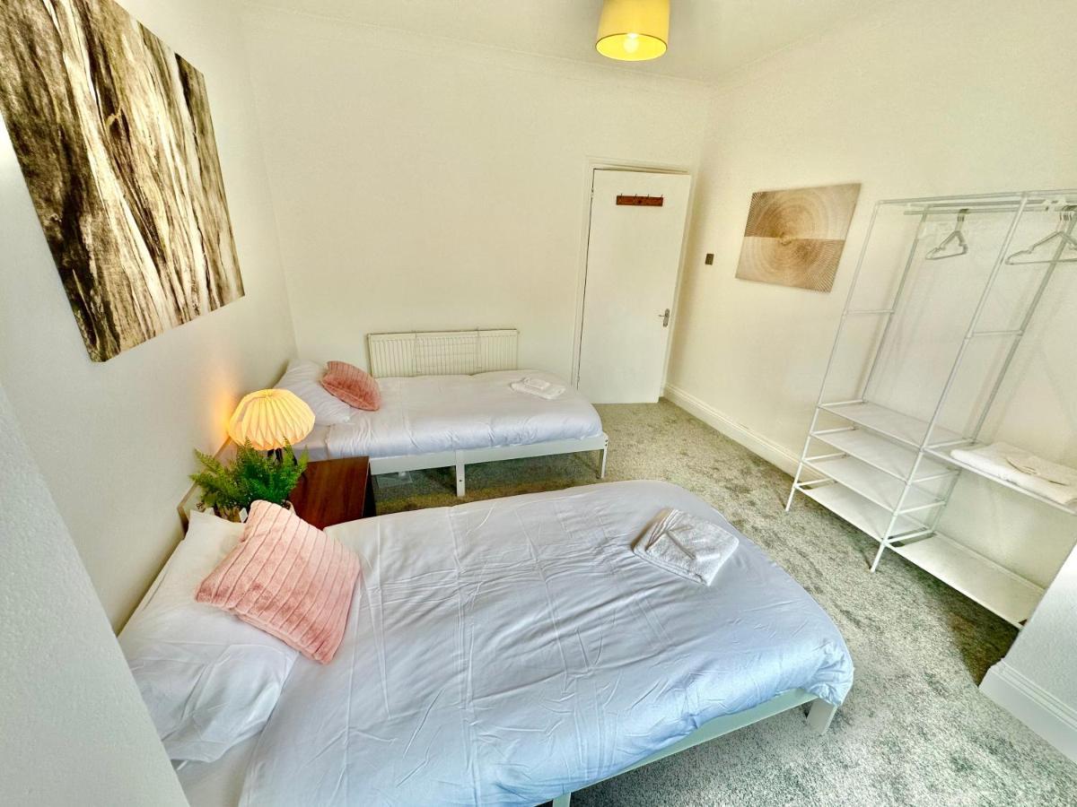 Chic Apartment In Central Bournemouth With Parking Dış mekan fotoğraf