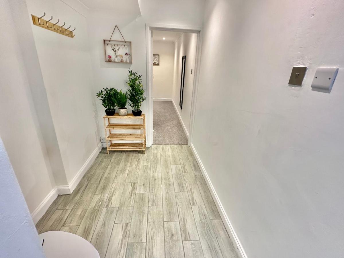 Chic Apartment In Central Bournemouth With Parking Dış mekan fotoğraf